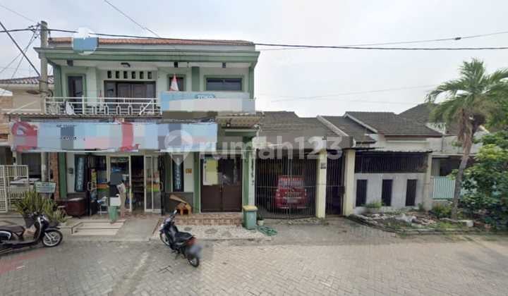 0402.11 Dijual Rumah Usaha Lelang Graha Majapahit Mojokerto