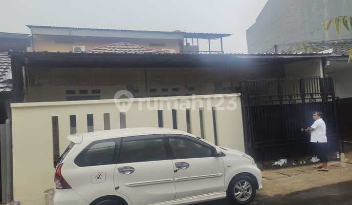 For Sale - Dijual Cepat Rumah Siap Huni di Jl H Kebon Baru Tebet