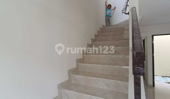 Dijual Cepat Dibawah Ppjb- Rumah Baru Belum Pernah Dihuni