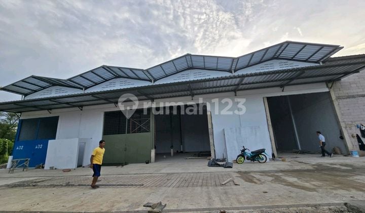 Disewakan Gudang Siap Pakai dan Siap Huni di Kapuk Kamal Disewakan Gudang Siap Pakai dan Siap Huni di Kapuk Kamal