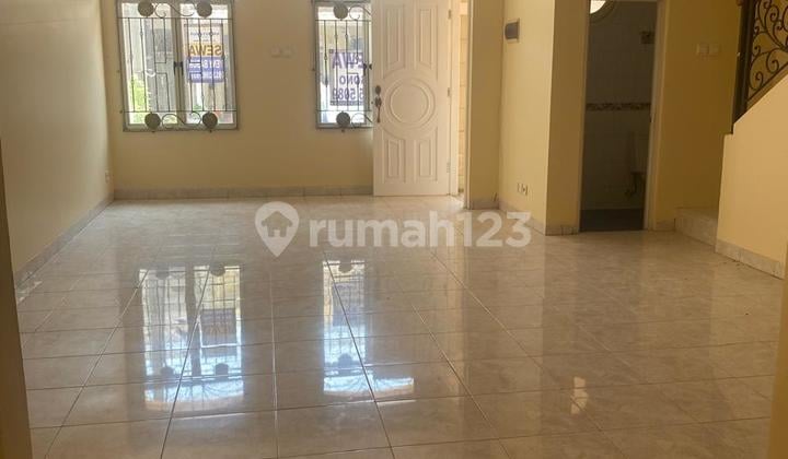 Disewakan Rumah Siap Huni dan Siap Pakai di Citra 2