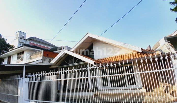Affordable and Spacious House with Good SHM, Petukangan South Jakarta