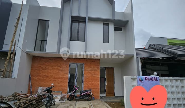 Rumah Bagus Baru Dibangun Dekat.sumarecon.bekasi