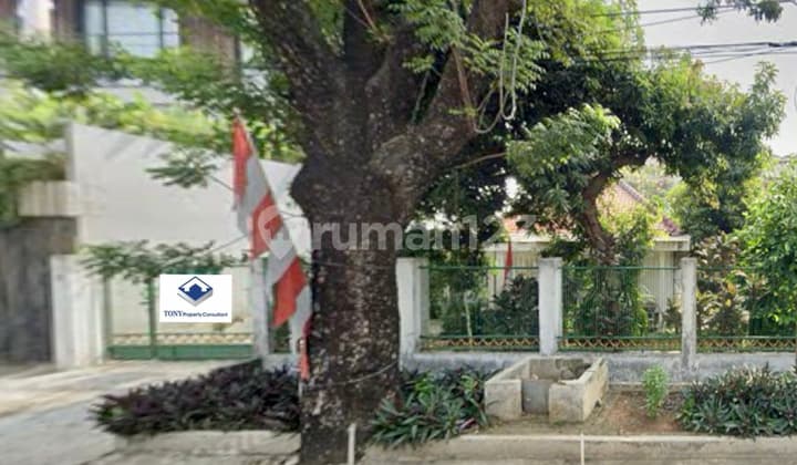 Rumah Tua Hitung Tanah Dekat Senopati Area - Scbd, Jakarta Selatan.