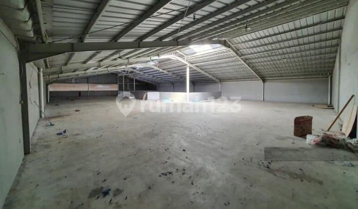 Disewakan Gudang LB 1400 di Cipondoh Kav Dpr