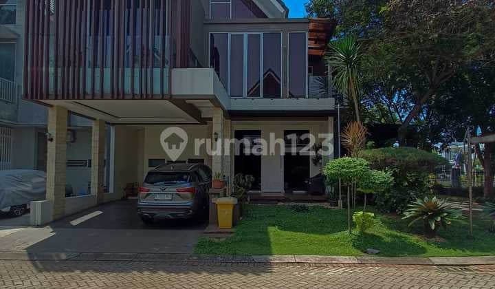 Rumah Hoek 2 Lantai di Sektor 9-Bintaro Bagus