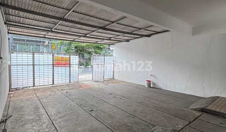 Ruko 2 Lantai Strategis Dekat Stasiun Pasar Minggu Baru di Pasar Minggu Jakarta Selatan