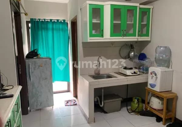 Hook Lagoon Betos 2BR Semi-Furnished Apartment in Margahayu, East Bekasi