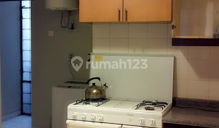 Apartemen Slipi 4BR Furnished Letak Strategis di Pusat Kota di Slipi Jakarta Barat