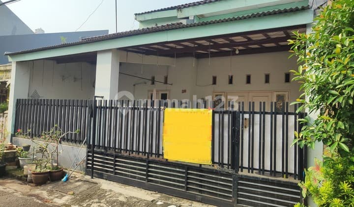 Semi Furnished Flood Free House in Kayu Putih, East Jakarta