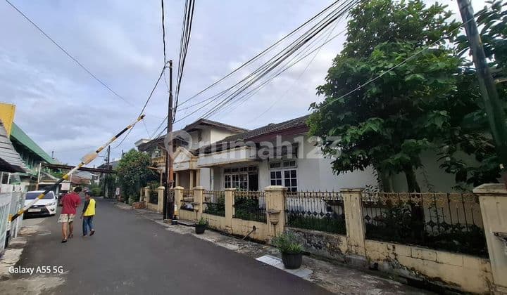 Rumah Dua Lantai Posisi Hook Cocok Untuk Kos Kosan Atau Tempat Tinggal di Cipinang Lontar Indah Jakarta Timur