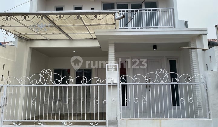 Dijual Rumah 3 Tingkat Mepet Summarecon Di Tytyan Kencana Bekasi