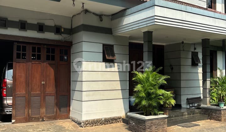 Turun Harga!! Dijual Rumah Bagus Dan Sejuk, Full Furnished