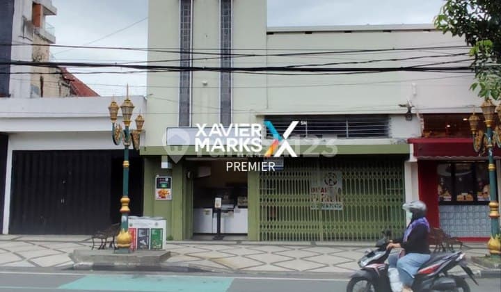 Ruko Pusat Kota Di Kayutangan Heritage Klojen Malang