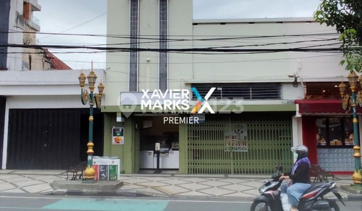 Ruko Pusat Kota Di Kayutangan Heritage Klojen Malang