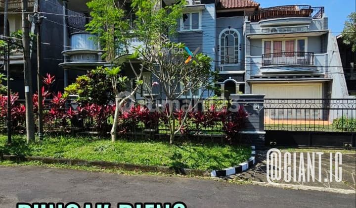 Rumah Mewah Plus Kolam Renang Di Dieng Malang