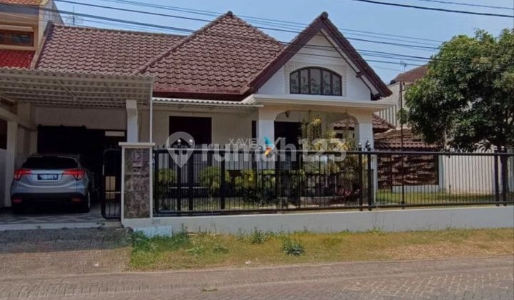 Rumah Full Furnished Terawat Di Araya Depan Blimbing