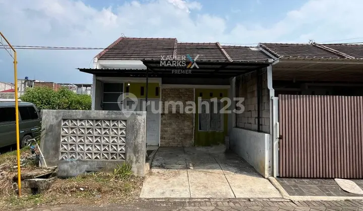 Rumah Dekat Exit Tol di Bulan Terang Utama di Kedungkandang