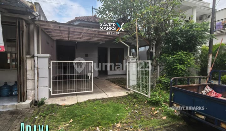 Rumah Siap Huni Dekat Plaza di Pbi Araya Malang