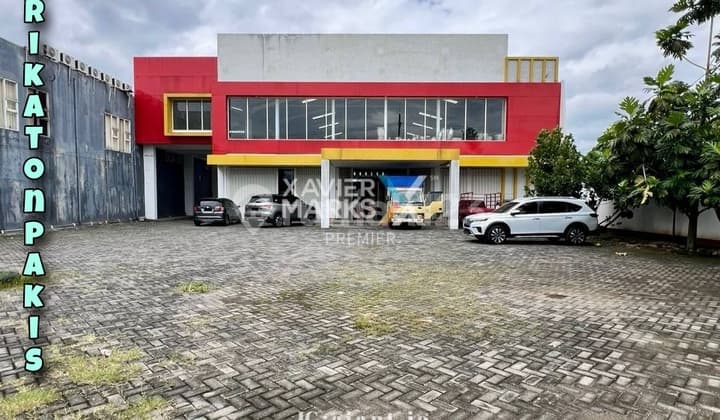 Gudang Luas Dan Bersih Di Asrikaton Pakis