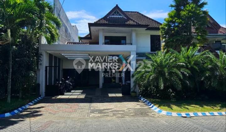Rumah Minimalis Megah Di Poros Araya Blimbing Malang
