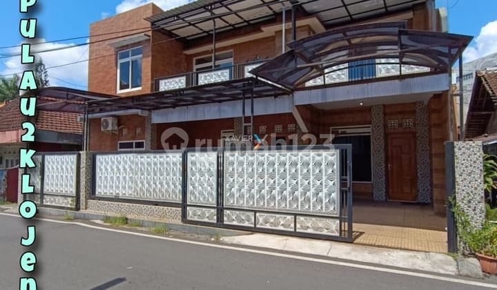 Rumah Modern Terawat Daerah Pulau Pulau Klojen Malang