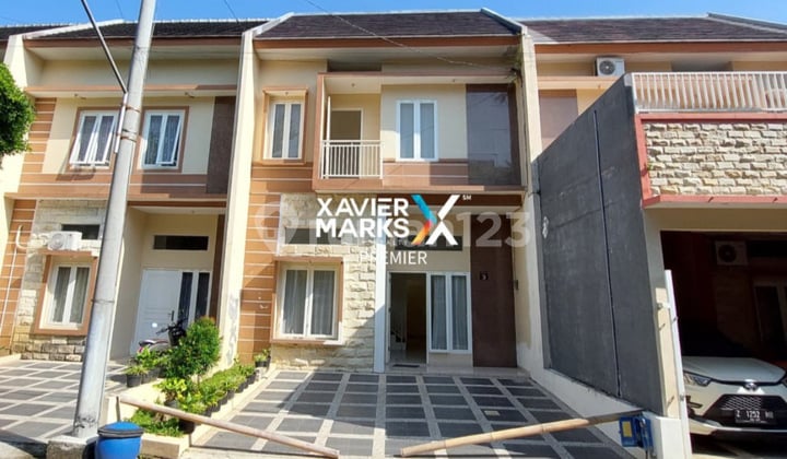 Rumah Modern Minimalis 2 Lantai Di Cengger Ayam Lowokwaru