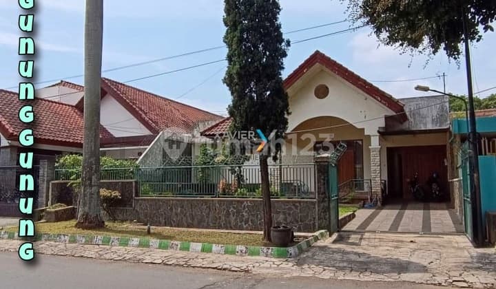 Rumah Siap Huni Tengah Kota Daerah Gunung Gunung Klojen Malang