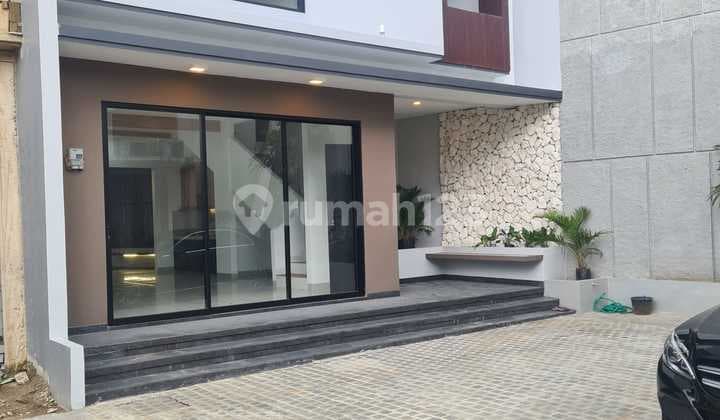 Rumah 2 Lantai Design Modern Dekat Botanica Parigi Bintaro