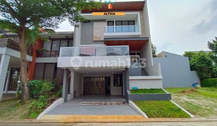 Rumah Bagus 3 Lantai Siap Huni di The Green Bsd