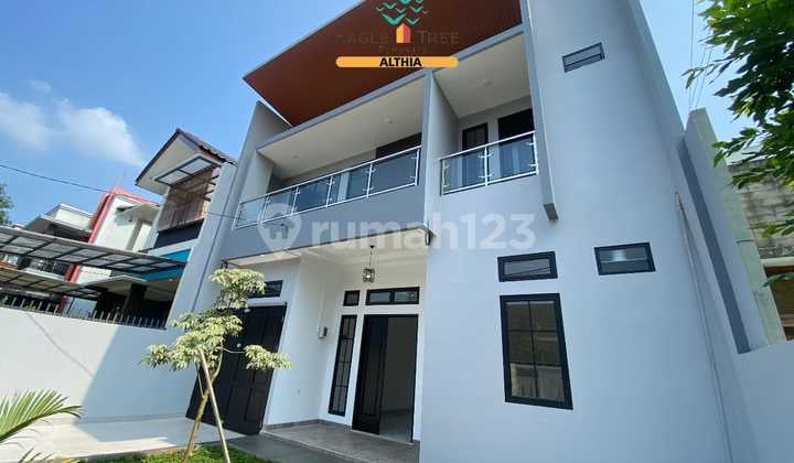 Rumah 2 Lantai Siap Huni Ada Privat Pool Di Bsd Tangerang