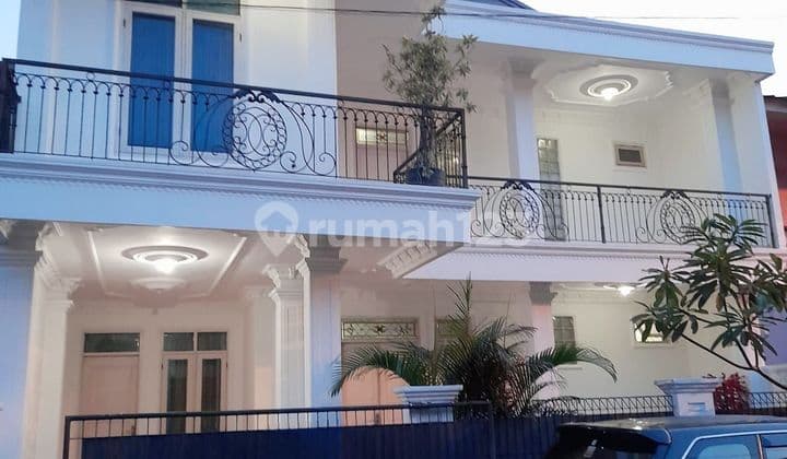 Rumah Cantik Modern 2 Lantai Strategis Di Bsd Tangerang