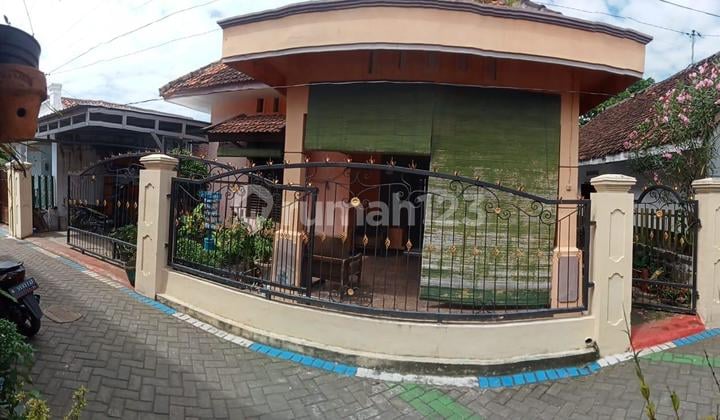 Sharia Boarding House Rental in Lumajang, East Java