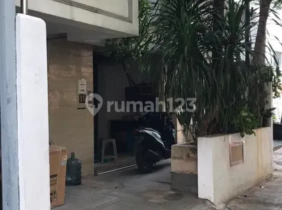 Kost Strategis Bersih Murah