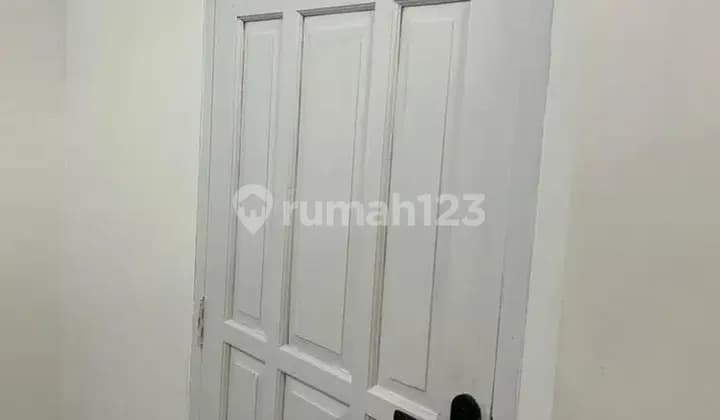 Kos 10 menit dr UNDIP