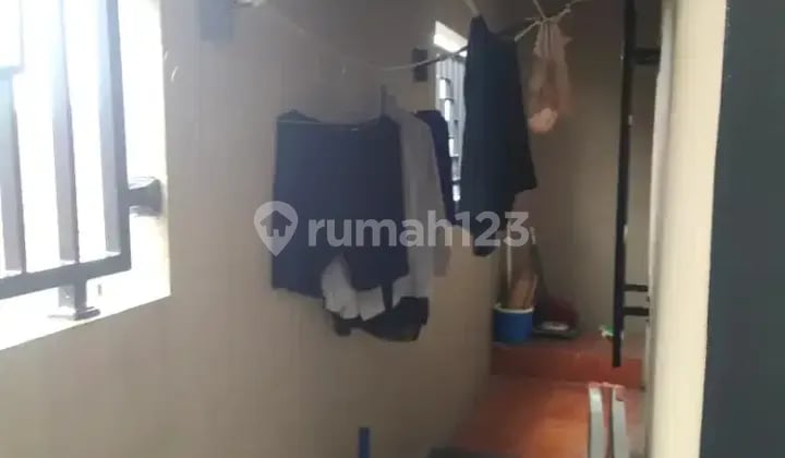 bangunan moderen,aman ,nyaman dekat pintu tol alam sutra