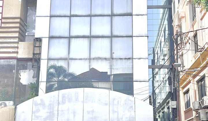 Disewakan Ruko di Jalan Pintu Air – Lengkap dengan Lift