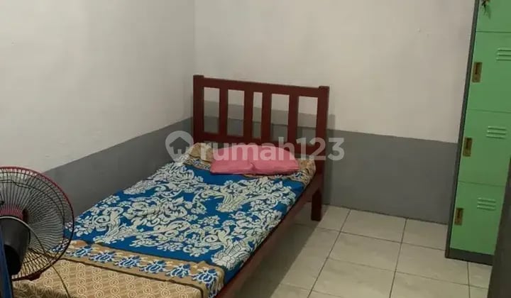 Kost putri chayra