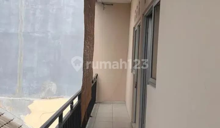 Kost Putri Bebas Macet