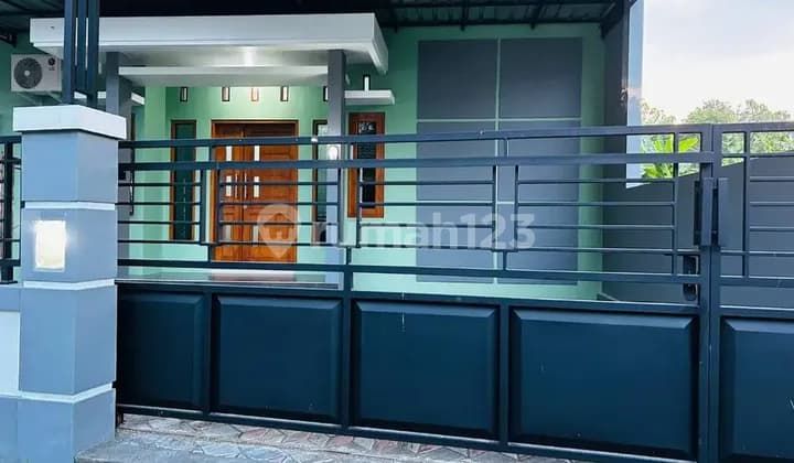 For rent for male boarding house.