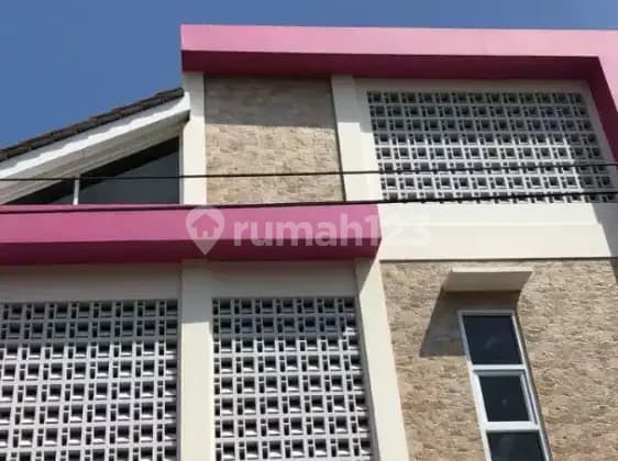 Men's boarding house in Purwakarta