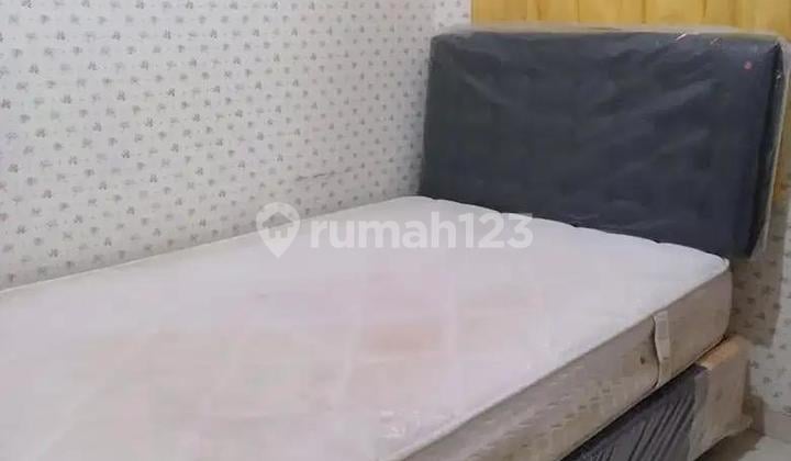 Female Employee Boarding House West Semarang