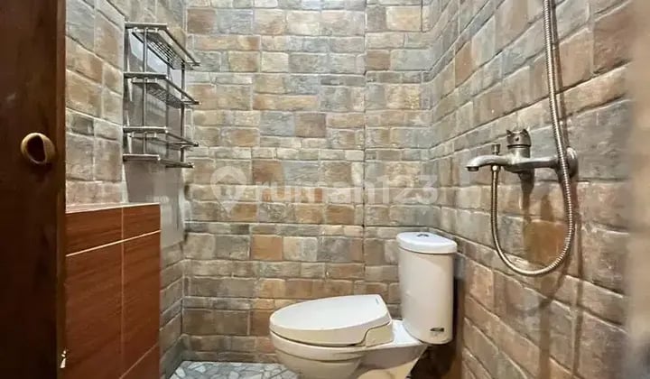Kost dekat holyduck, uma, usu