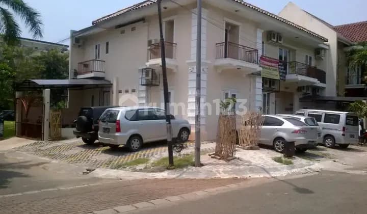 Kost dgn balkon Anggrek Loka BSD WIFI 250 Mbps FREE PLN FREE PARKIR