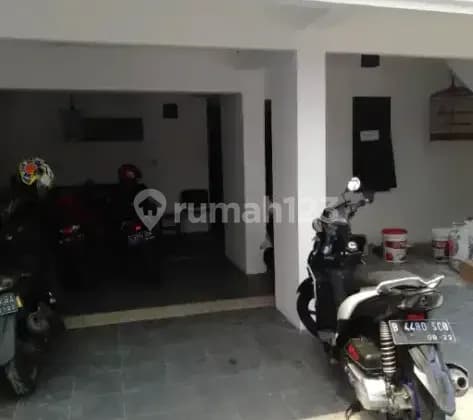 Oemah Kost 32 Putih cempaka Putih