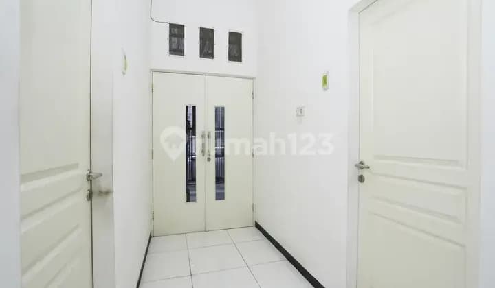 Kost Putri Single Gubeng