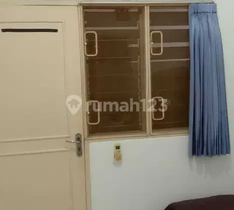 Rumah Kos Bintaro Bersih Aman Tertib