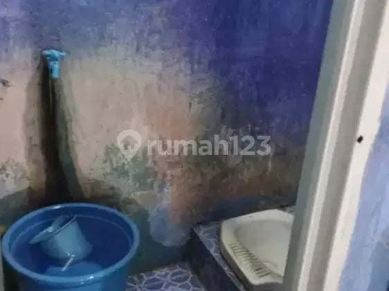 Kost kost tidak bebas