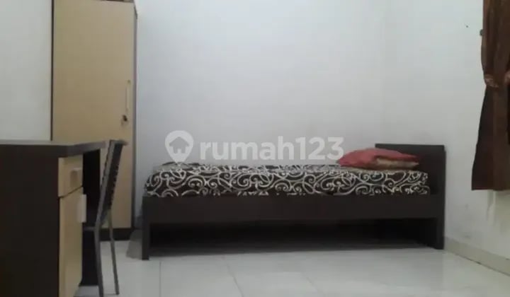 Kos bersih utk pria dan wanita