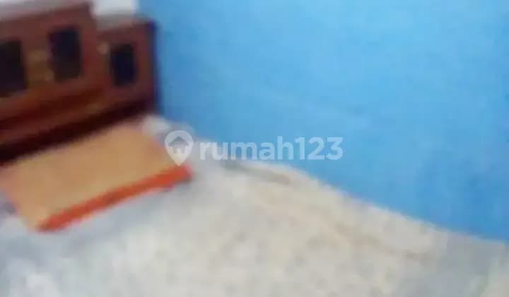 Kos murah cuma ada 2 kamar kos ada kasur springbad dn lemari